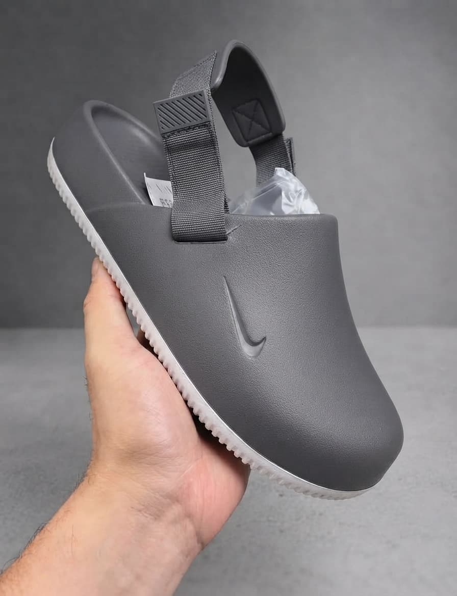 Nike Calm